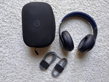 Beats Studio Pro Wireless Bluetooth Noise Cancelling Headphones - Navy (Open box)