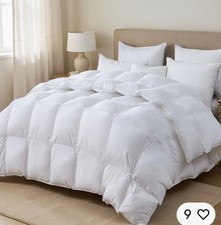 Luxurious All-Season Goose Down Comforter White (Palatial King 120 x 98 ) NWT