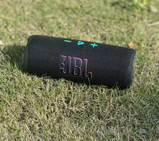 JBL Flip 7 Portable Waterproof Wireless Bluetooth Speaker Black
