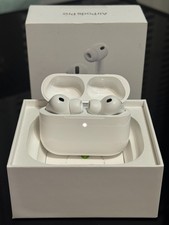 Apple AirPods Pro 3 (3rd Gen) Wireless Earbuds with Active Noise Cancellation (Open box)