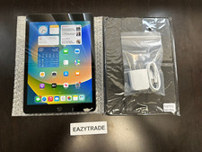 Apple iPad 9th Gen 10.2" 64GB 2021 WiFi – Gray/Silver – Bundle – Daily Deal