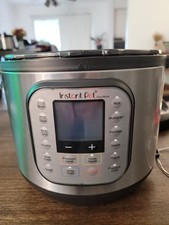 Instant Pot IP-DUO60 6 qt. 7-in1 Electric Pressure Cooker - Black/Silver (Open box)
