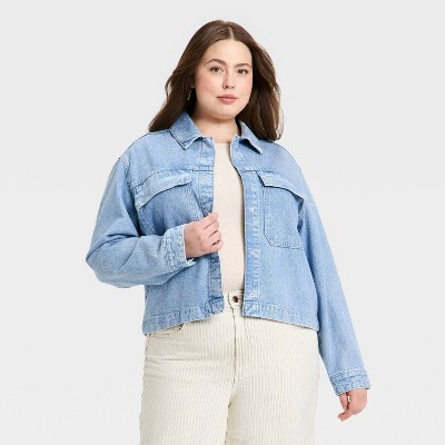 Women's Cropped Painter Denim Jacket - Universal Thread™ Medium Wash M